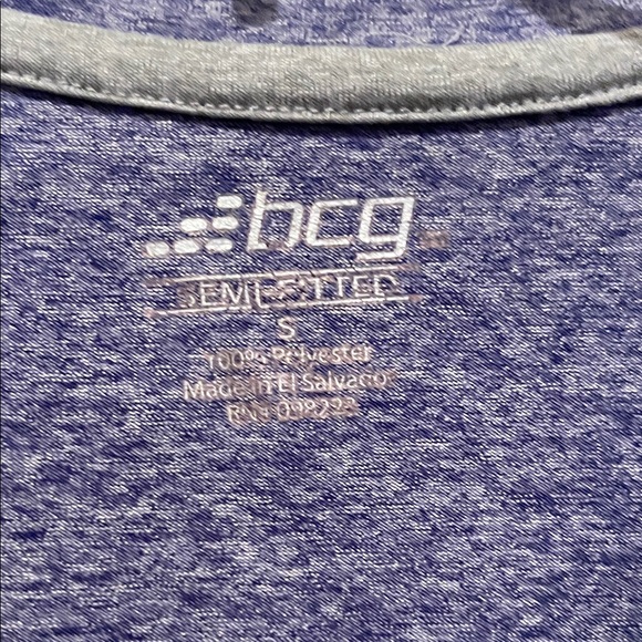 Lot of Four Women's Athletic Workout Tops - Fuchsia, Teal, Heather, Purple - Picture 11 of 14